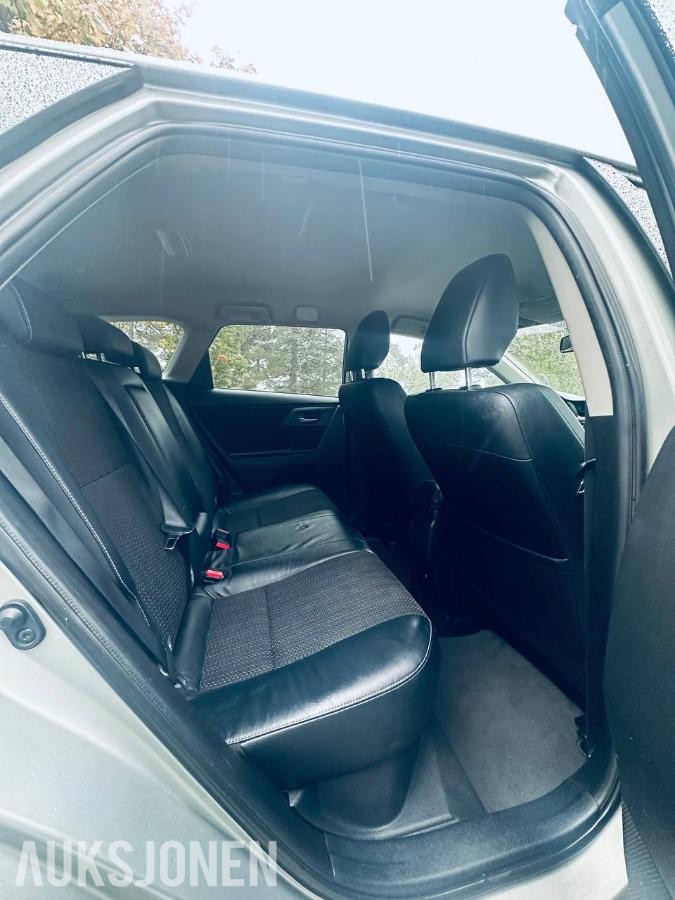 2014 Toyota Auris 1.8 136HK HYBRID NAVI CRUISE DELSKINN 