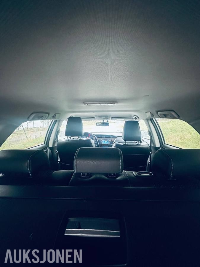 2014 Toyota Auris 1.8 136HK HYBRID NAVI CRUISE DELSKINN 