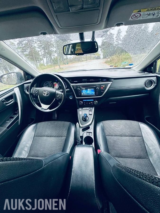 2014 Toyota Auris 1.8 136HK HYBRID NAVI CRUISE DELSKINN 