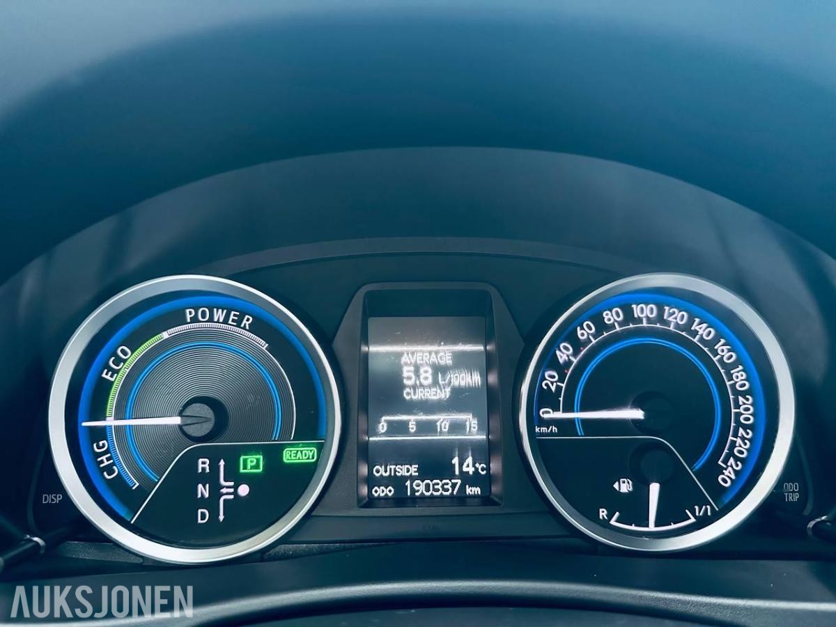 2014 Toyota Auris 1.8 136HK HYBRID NAVI CRUISE DELSKINN 