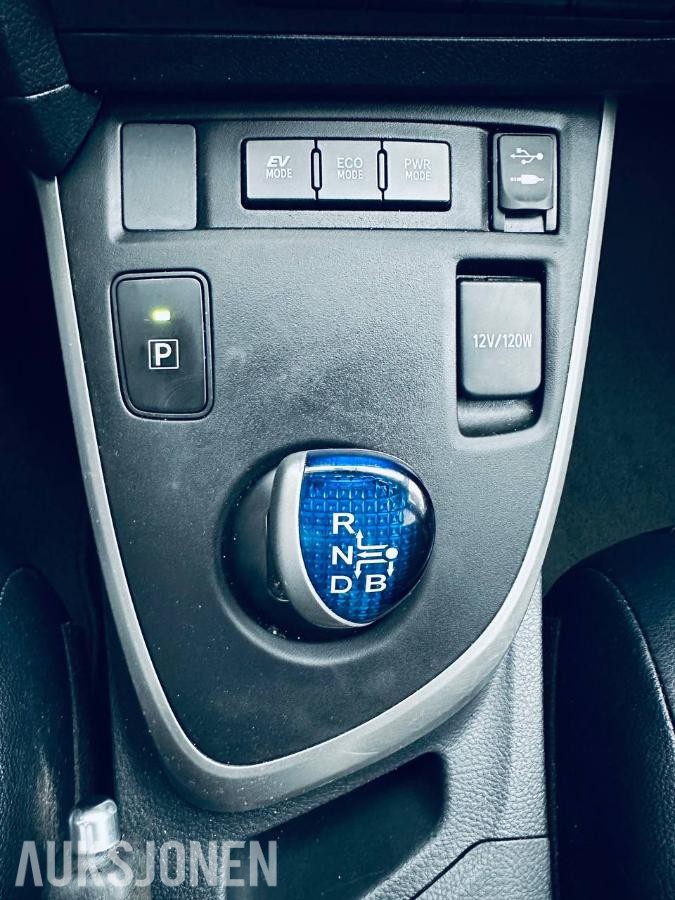2014 Toyota Auris 1.8 136HK HYBRID NAVI CRUISE DELSKINN 