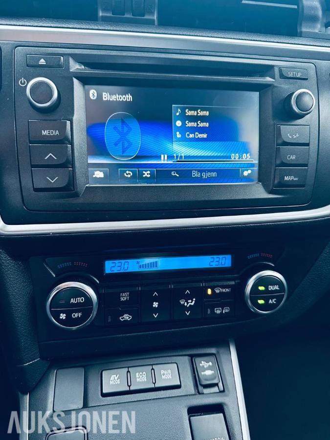 2014 Toyota Auris 1.8 136HK HYBRID NAVI CRUISE DELSKINN 