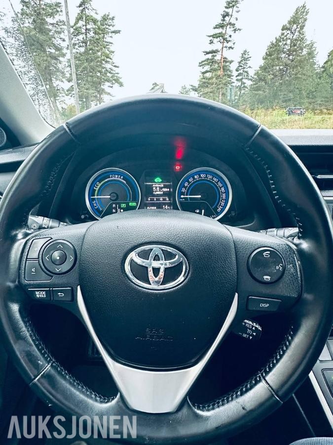 2014 Toyota Auris 1.8 136HK HYBRID NAVI CRUISE DELSKINN 