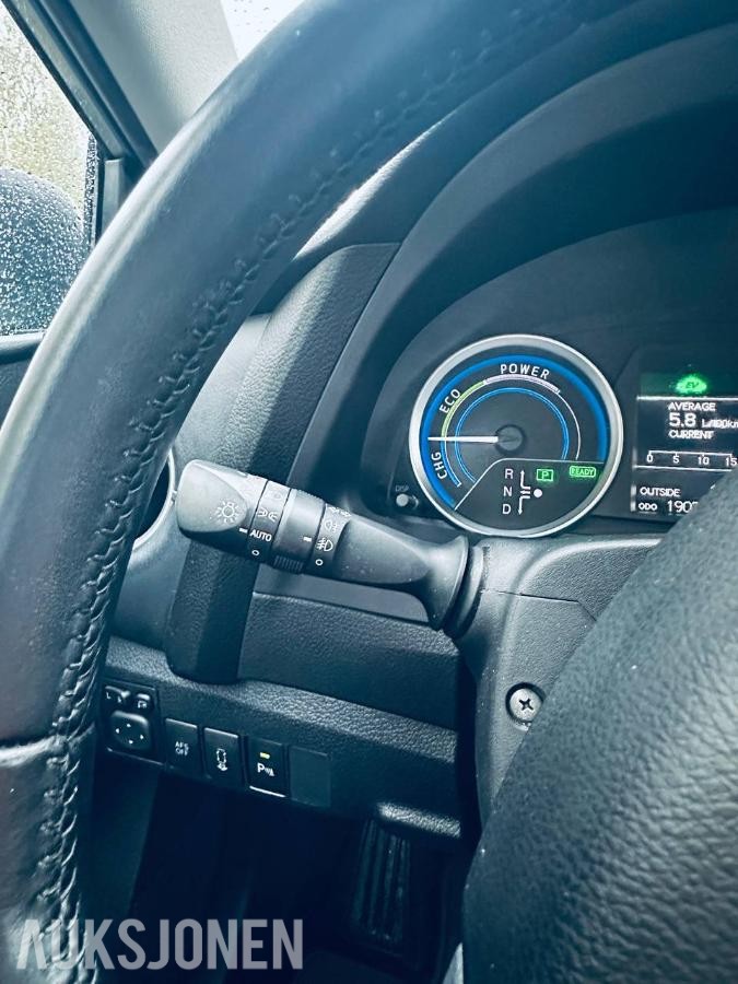 2014 Toyota Auris 1.8 136HK HYBRID NAVI CRUISE DELSKINN 