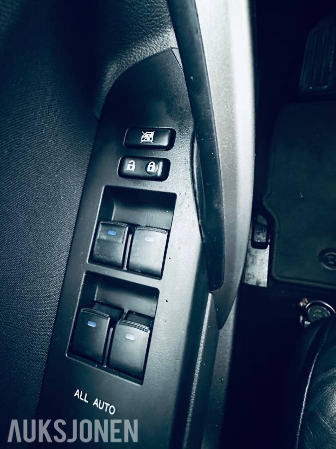 2014 Toyota Auris 1.8 136HK HYBRID NAVI CRUISE DELSKINN 