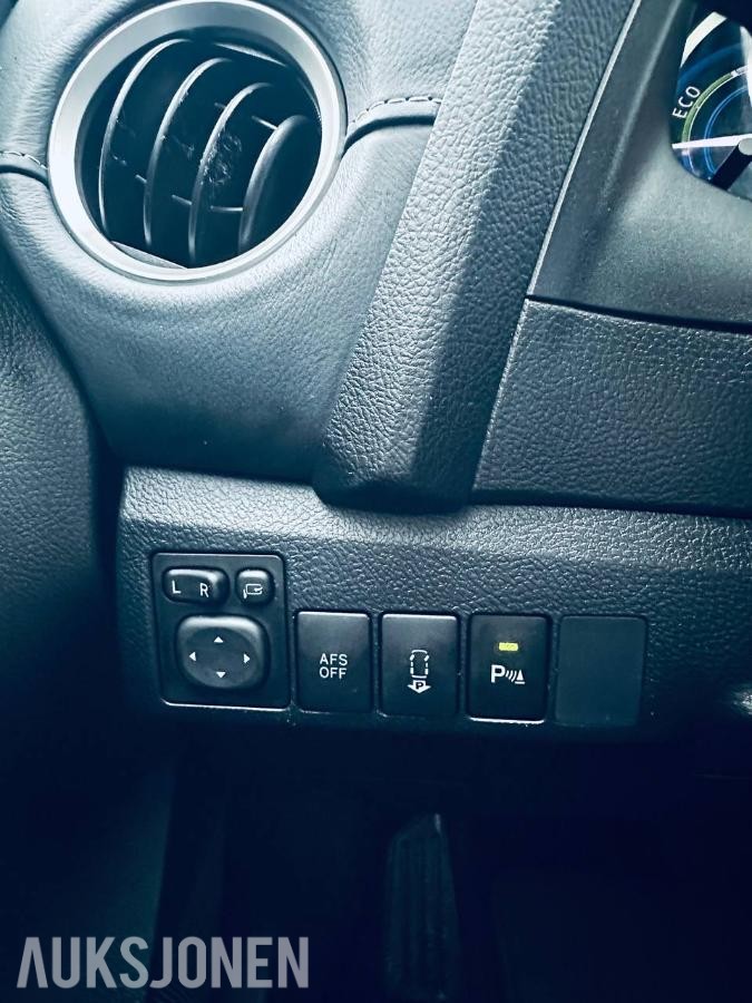 2014 Toyota Auris 1.8 136HK HYBRID NAVI CRUISE DELSKINN 