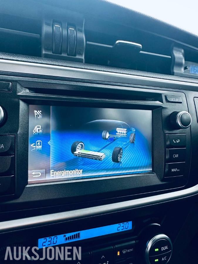 2014 Toyota Auris 1.8 136HK HYBRID NAVI CRUISE DELSKINN 