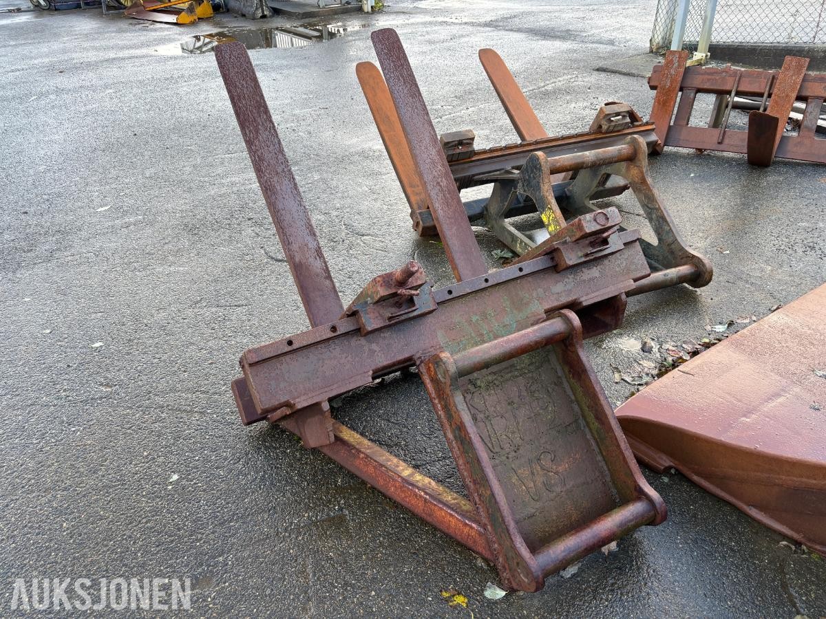 Manuelt Gaffelbord med S60-feste, 117 cm gafler