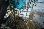 1000 liters IBC-tank med pumpeanlegg, trykktank og slanger 