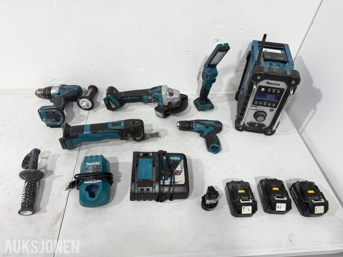 Makita verktøypakke med 5 maskiner, radio, lykt, batterier og lader