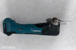 Makita verktøypakke med 5 maskiner, radio, lykt, batterier og lader