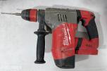 Parti Milwaukee M18/M12 elektroverktøy med batterier, ladere og arbeidslys