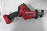 Parti Milwaukee M18/M12 elektroverktøy med batterier, ladere og arbeidslys