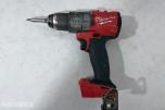 Parti Milwaukee M18/M12 elektroverktøy med batterier, ladere og arbeidslys
