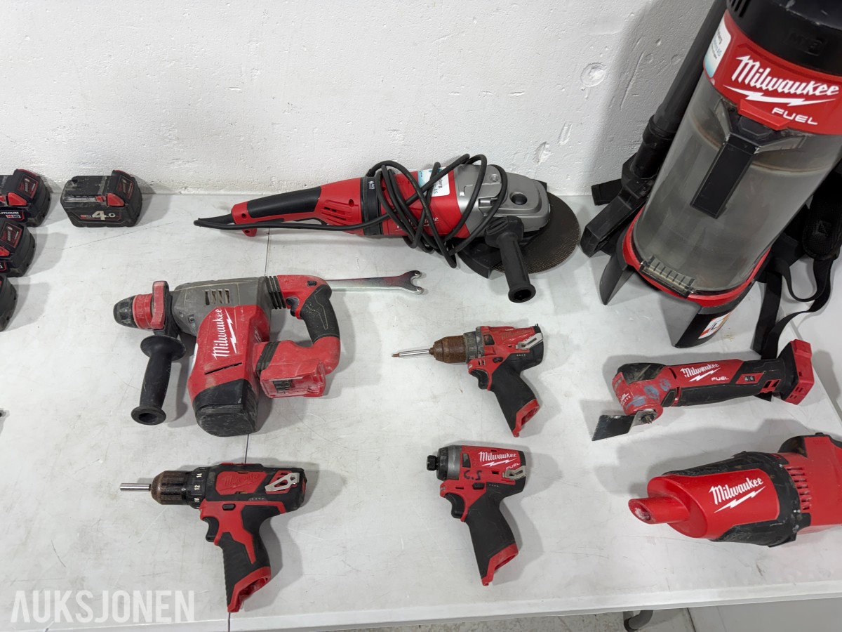 Parti Milwaukee M18/M12 elektroverktøy, støvsugere, batterier og ladere
