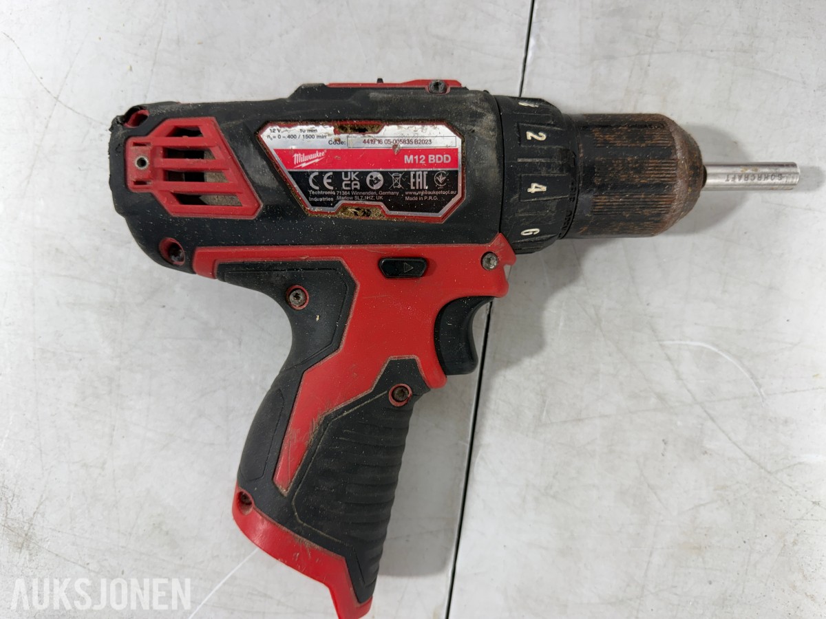 Parti Milwaukee M18/M12 elektroverktøy, støvsugere, batterier og ladere