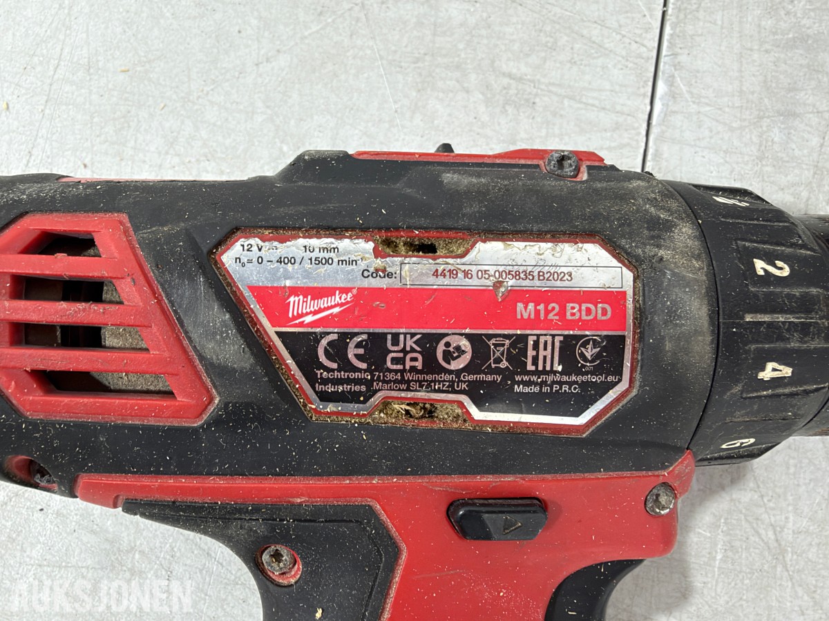 Parti Milwaukee M18/M12 elektroverktøy, støvsugere, batterier og ladere