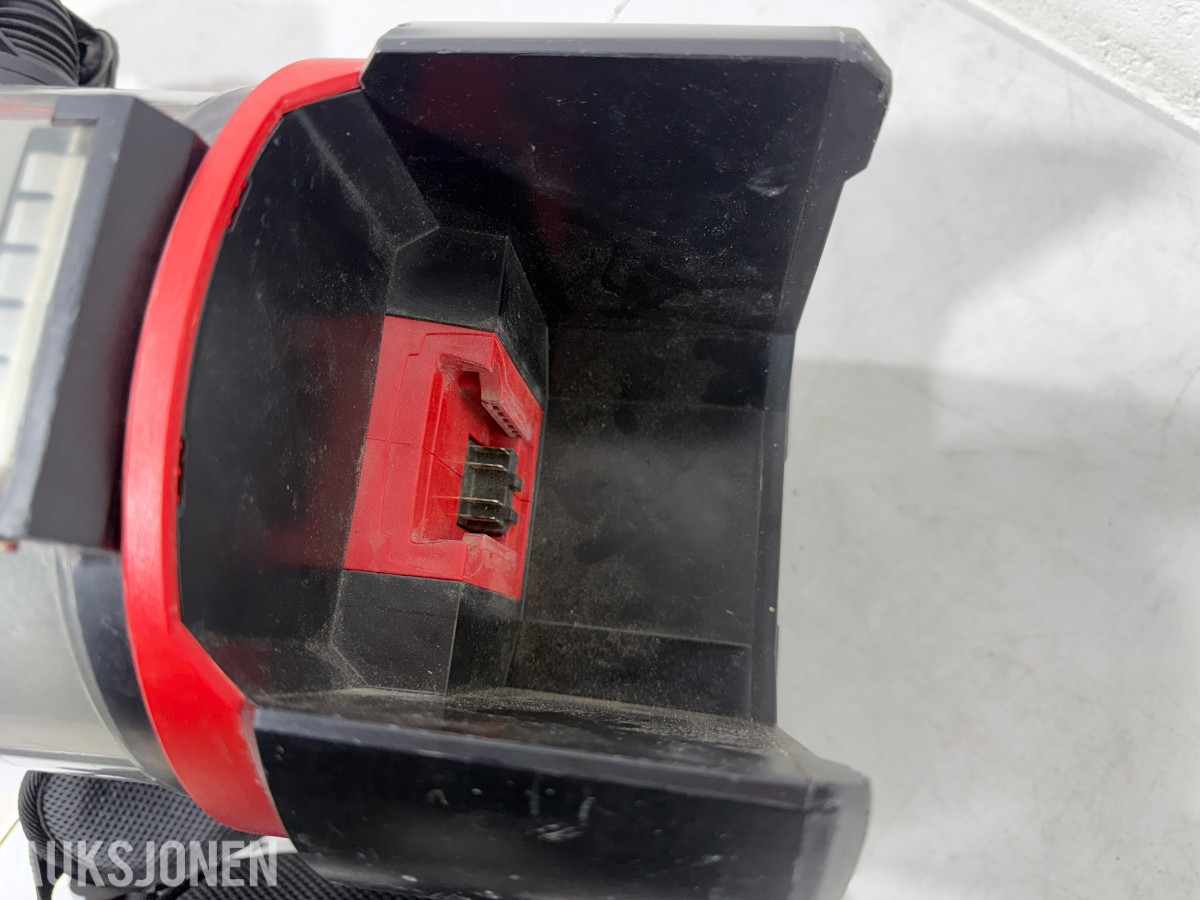 Parti Milwaukee M18/M12 elektroverktøy, støvsugere, batterier og ladere