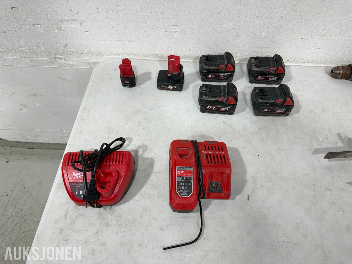 Parti Milwaukee M18/M12 elektroverktøy med batterier og ladere