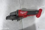 Parti Milwaukee M18/M12 elektroverktøy med batterier og ladere