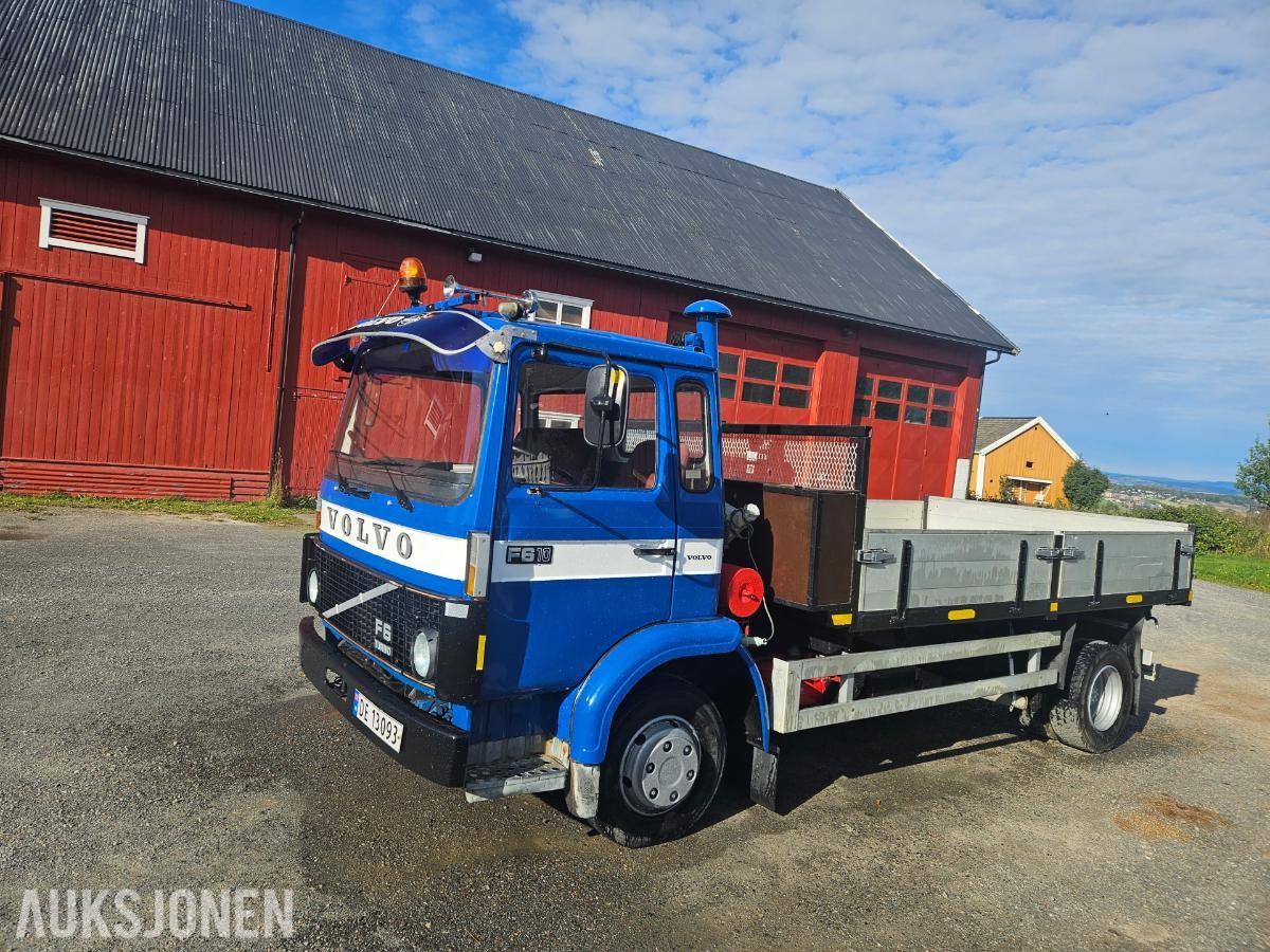 1984 Volvo F610 4X2-Planbil