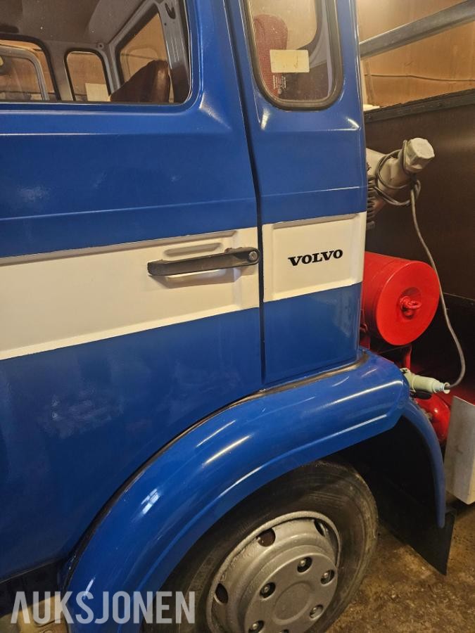 1984 Volvo F610 4X2-Planbil