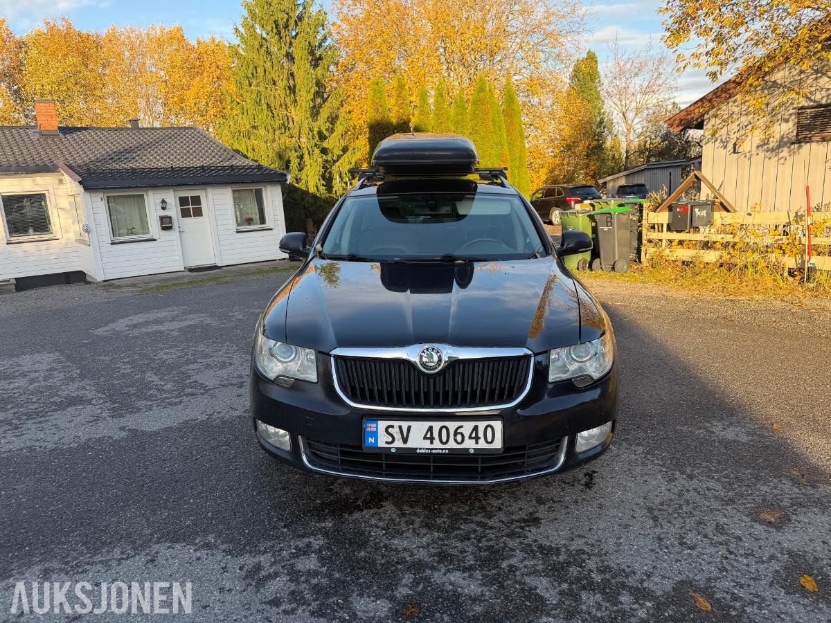 2013 SKODA SUPERB 2.0 TDI 140HK DSG EU-OK 10.28 EL. FØRERSETE