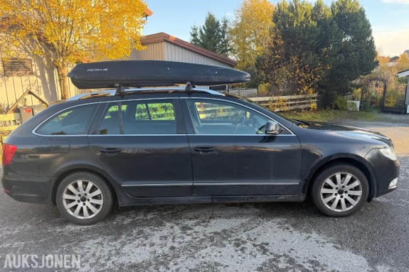 2013 SKODA SUPERB 2.0 TDI 140HK DSG EU-OK 10.28 EL. FØRERSETE