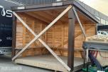 Gapahuk med benker – ca. 2,98 x 2,36 m