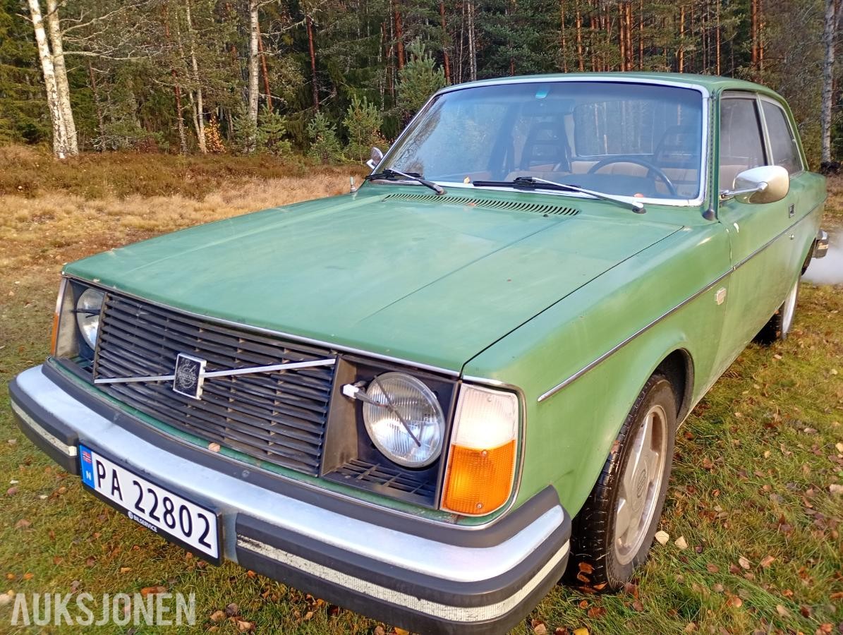 1976 Volvo 242 2.1