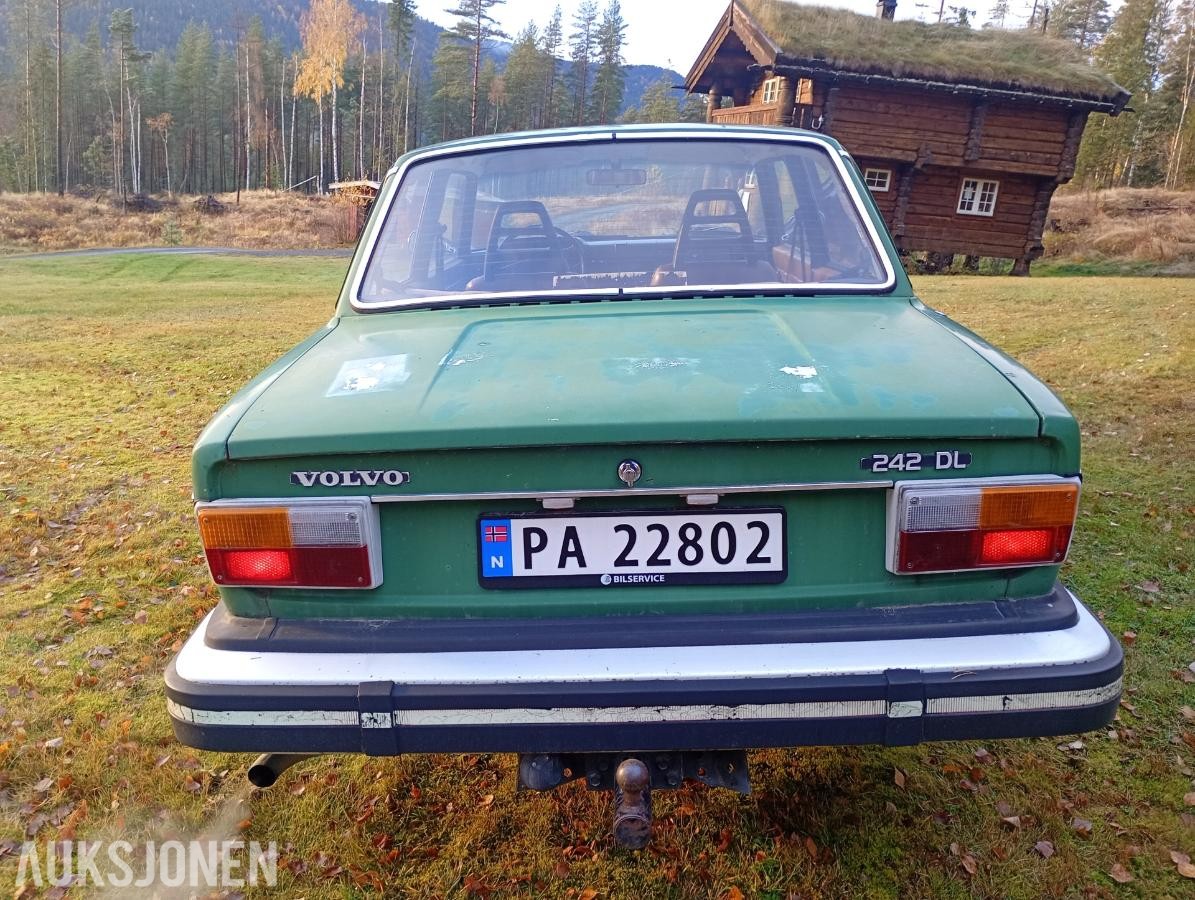 1976 Volvo 242 2.1