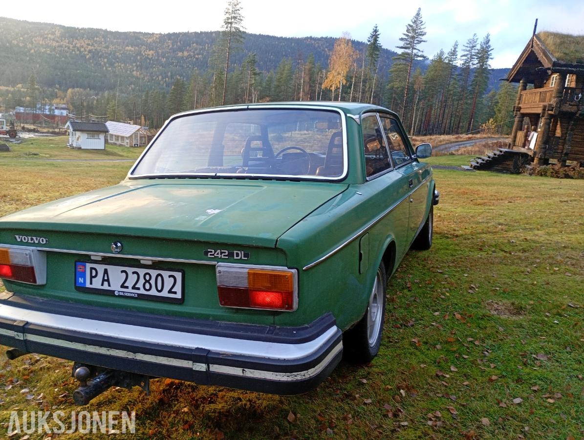 1976 Volvo 242 2.1