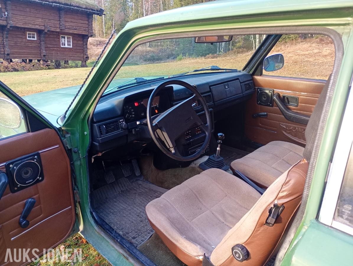 1976 Volvo 242 2.1