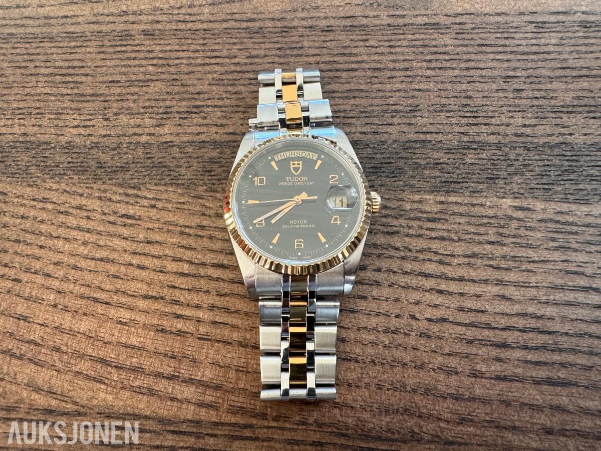 Tudor Prince Date+ Day