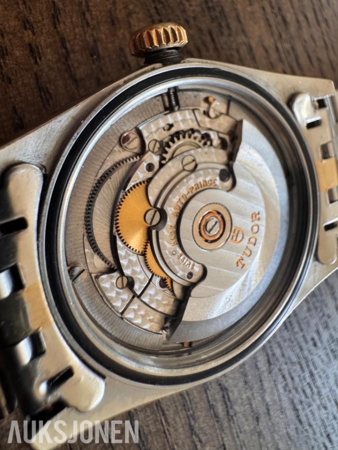 Tudor Prince Date+ Day