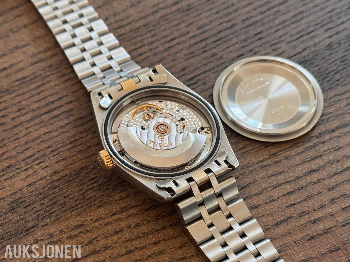 Tudor Prince Date+ Day