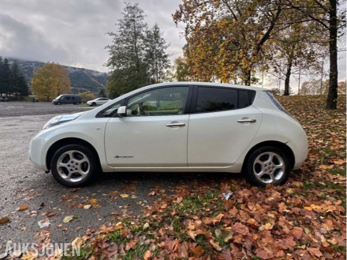2013 Nissan Leaf Cruisekontroll, Ryggekamera, Navigasjon, S+V DEKK