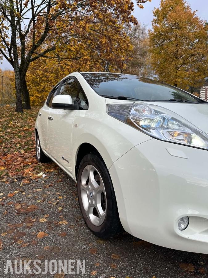 2013 Nissan Leaf Cruisekontroll, Ryggekamera, Navigasjon, S+V DEKK