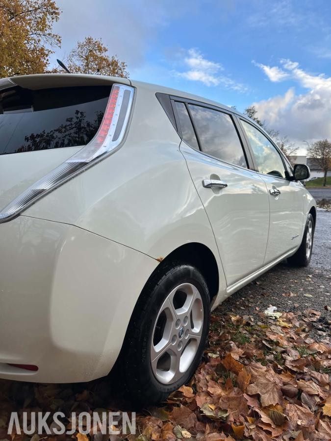 2013 Nissan Leaf Cruisekontroll, Ryggekamera, Navigasjon, S+V DEKK