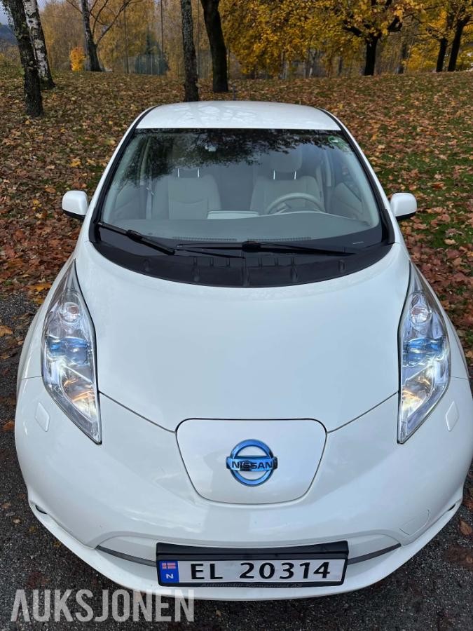 2013 Nissan Leaf Cruisekontroll, Ryggekamera, Navigasjon, S+V DEKK