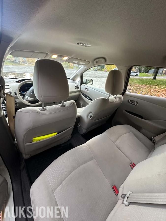 2013 Nissan Leaf Cruisekontroll, Ryggekamera, Navigasjon, S+V DEKK