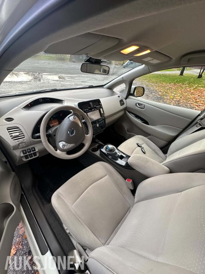 2013 Nissan Leaf Cruisekontroll, Ryggekamera, Navigasjon, S+V DEKK
