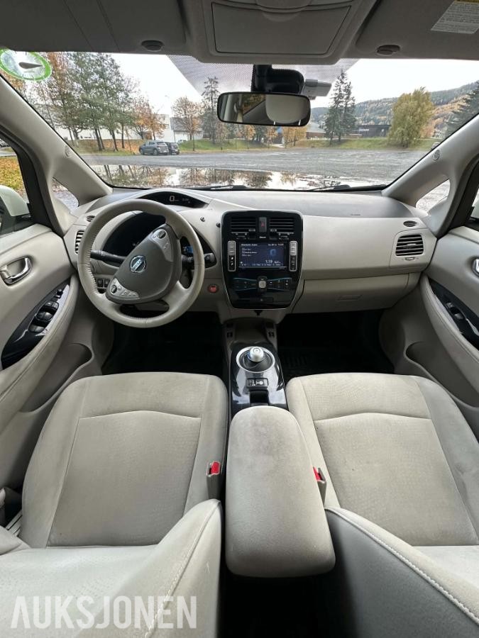 2013 Nissan Leaf Cruisekontroll, Ryggekamera, Navigasjon, S+V DEKK