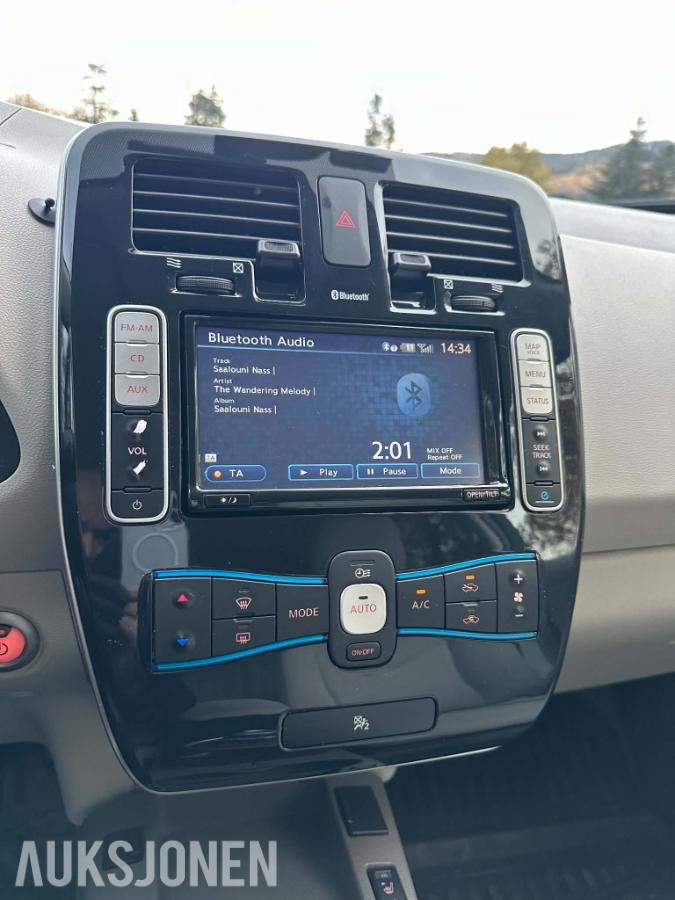 2013 Nissan Leaf Cruisekontroll, Ryggekamera, Navigasjon, S+V DEKK
