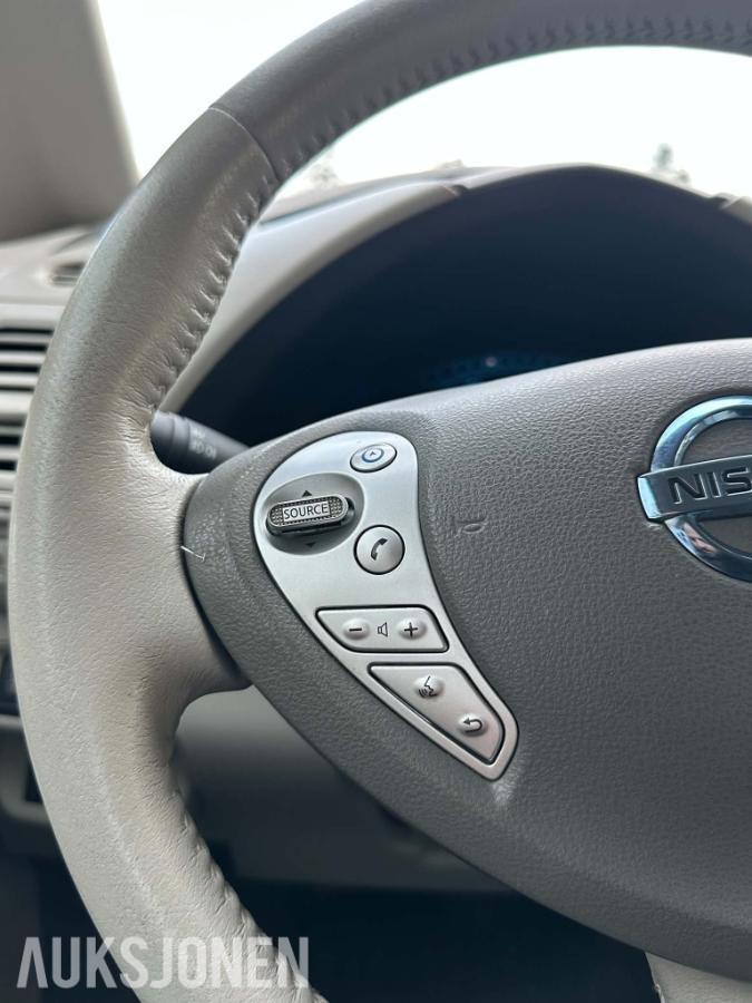 2013 Nissan Leaf Cruisekontroll, Ryggekamera, Navigasjon, S+V DEKK