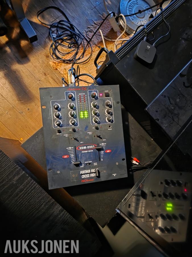 2000  Cerwin vega  HP 215 - pakke