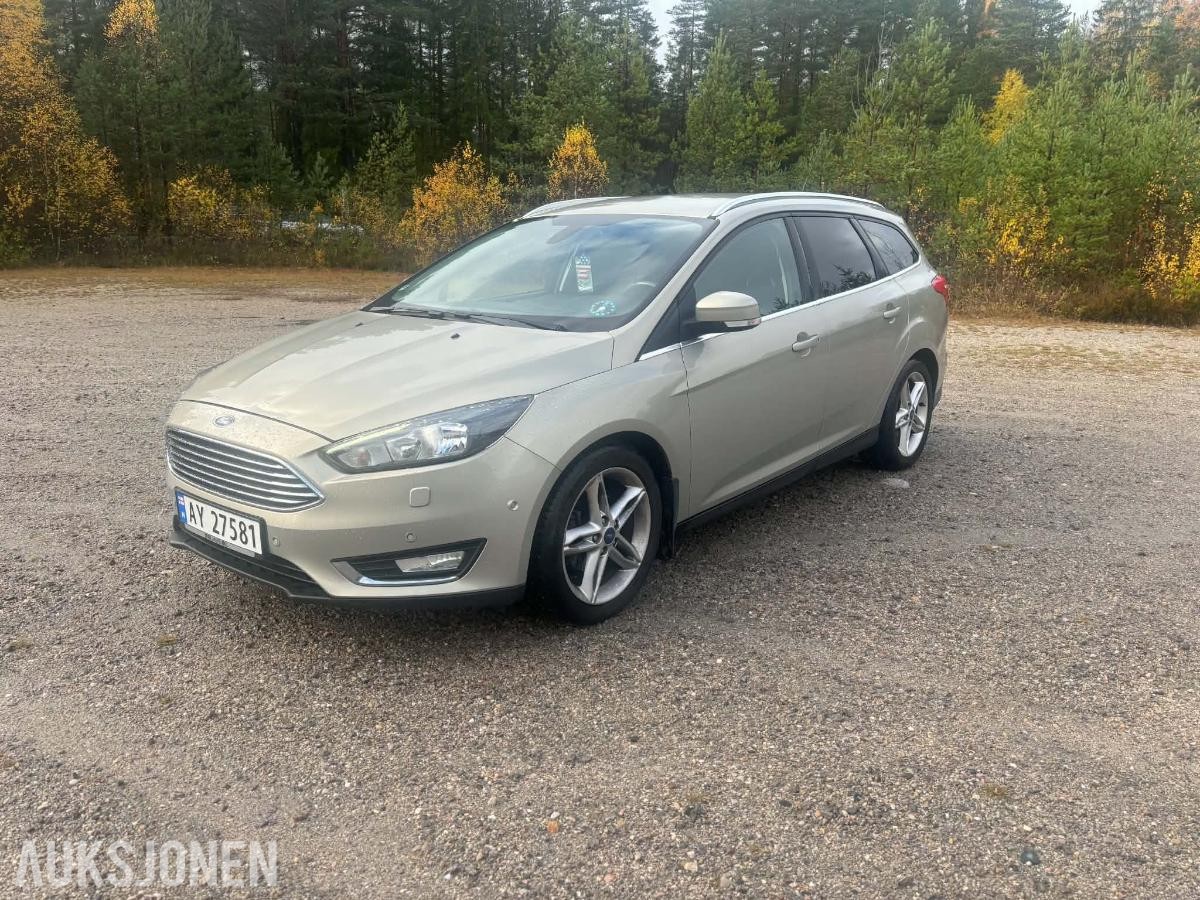 2015 Ford Focus, 1,0 EcoBoost 125hk Cruisekontroll, Navigasjon, S+V dekk