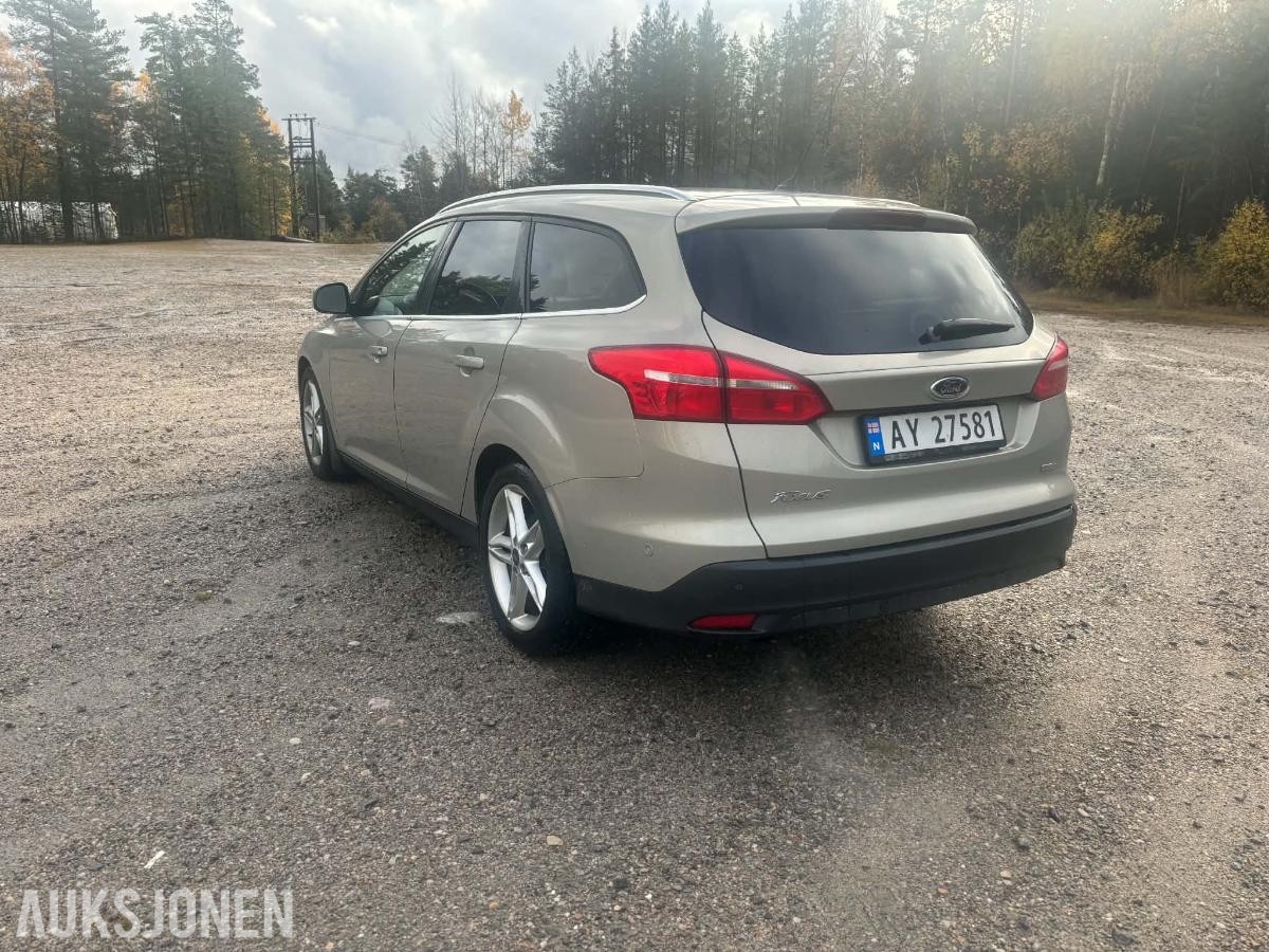 2015 Ford Focus, 1,0 EcoBoost 125hk Cruisekontroll, Navigasjon, S+V dekk