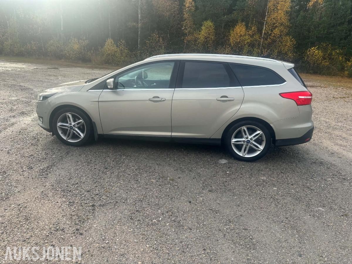 2015 Ford Focus, 1,0 EcoBoost 125hk Cruisekontroll, Navigasjon, S+V dekk