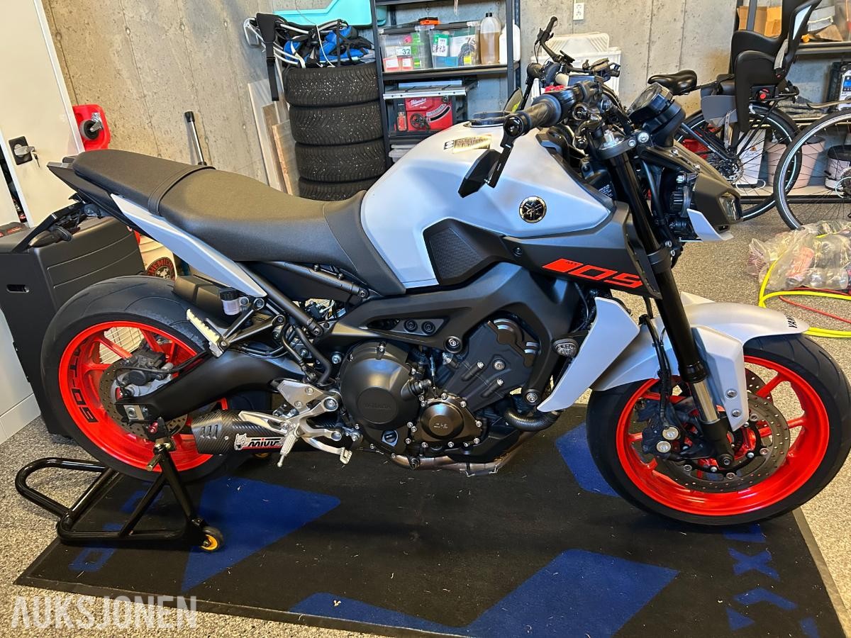 2019 Yamaha MT-09 - kun 10 900 km